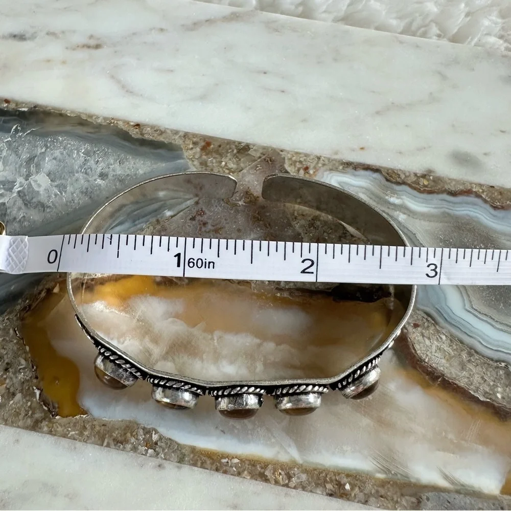 2140 Elegant Silver and Brown Tiger’s Eye Stone Bracelet
